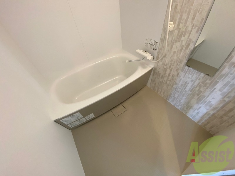 バス・シャワールーム　お風呂になります。一日の疲れを癒してくださいね。