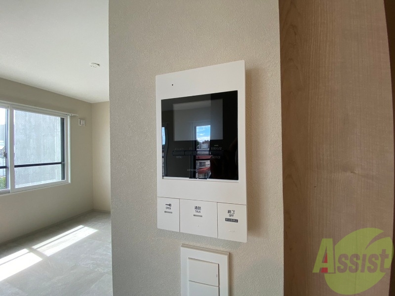 セキュリティ　ＴＶモニター付インターホンです。来客者の顔が見えるので安心！