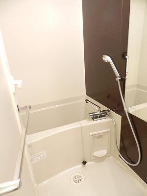 バス・シャワールーム　別部屋参考写真