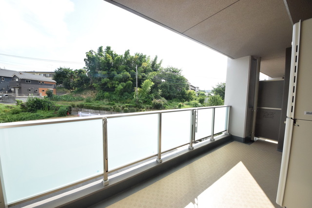 バルコニー　～今日は朝からお洗濯～