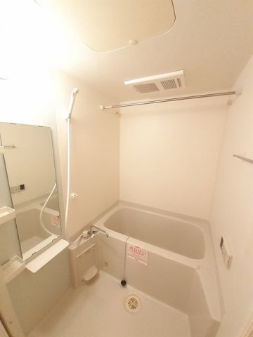 バス・シャワールーム　日々の暮らしに欠かせないお風呂です