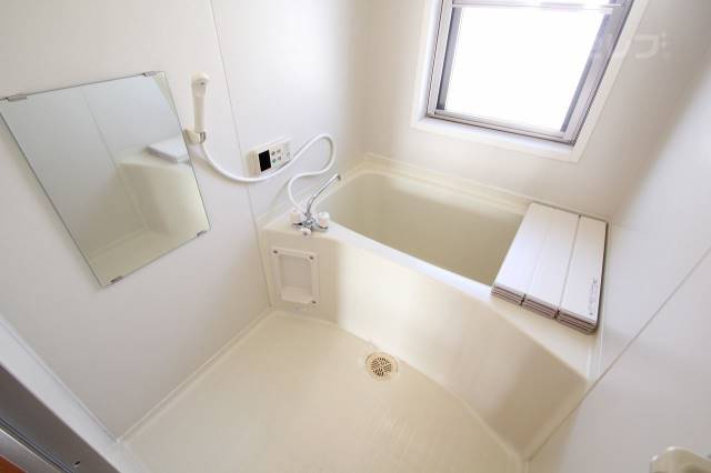 バス・シャワールーム　※３０１号室参照