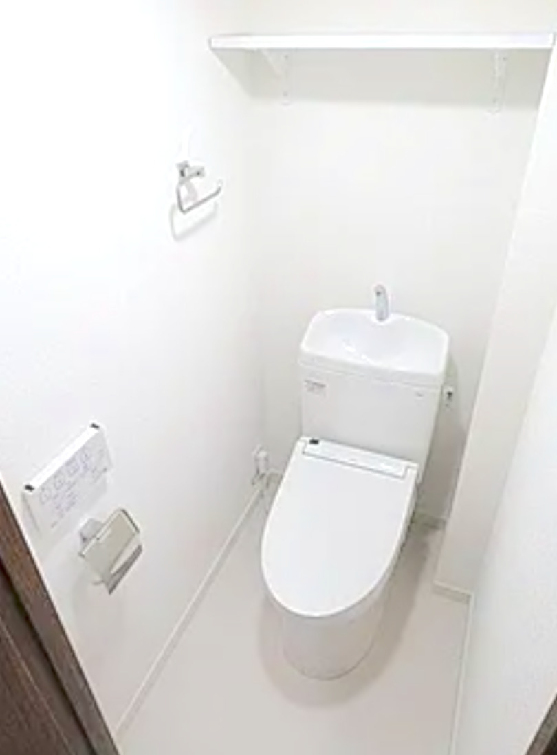 トイレ　トイレ