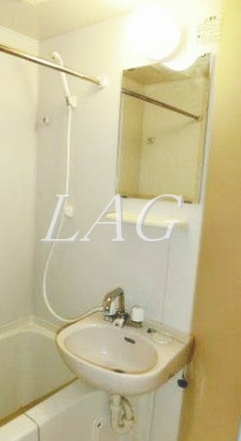 洗面設備　洗面台です。