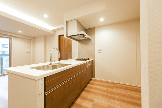 キッチン　※写真は同タイプ住戸です。