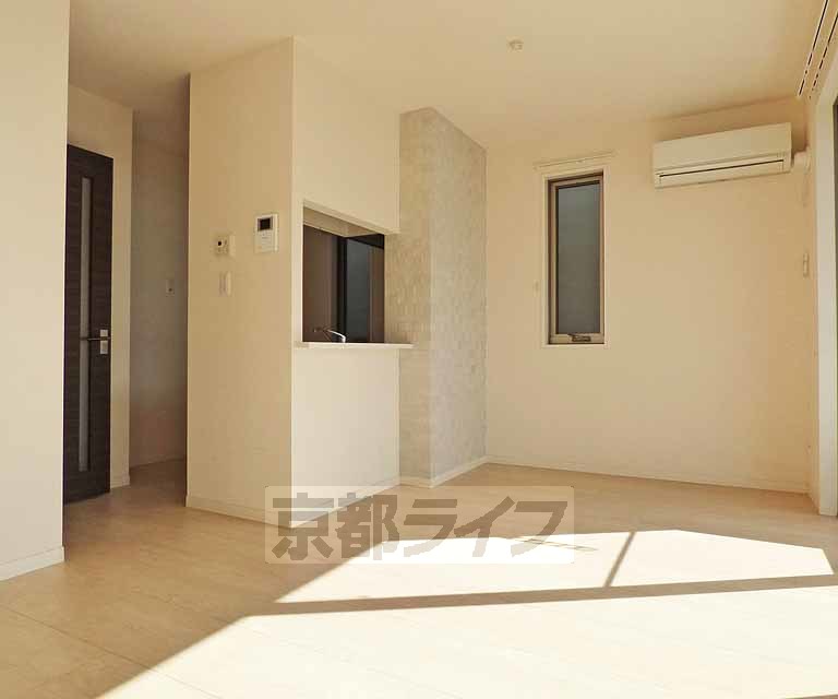 居室・リビング　きれいなお部屋です