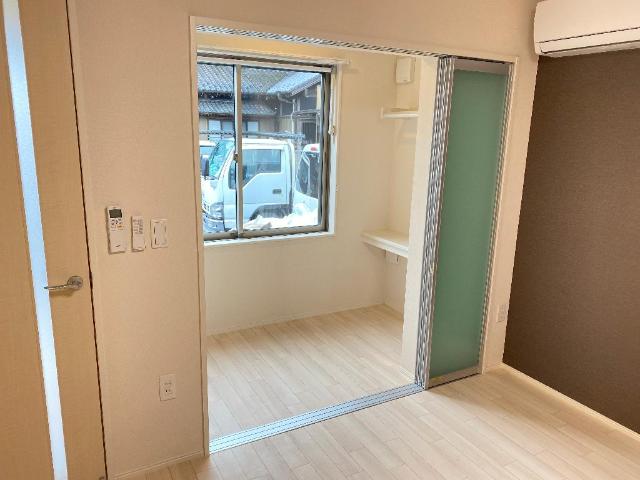 バルコニー　室内