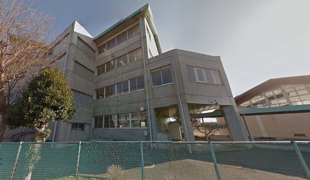 中学校　つくば市立豊里中学校（中学校）まで1175m