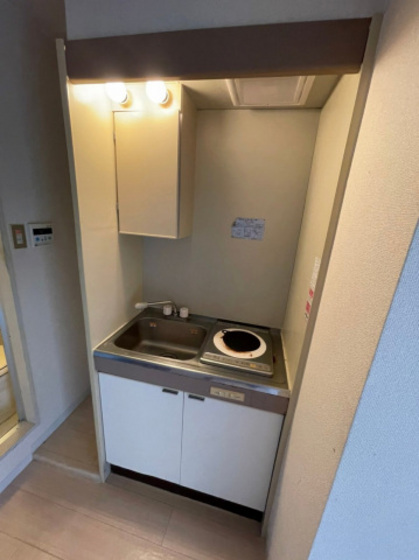 キッチン　※別部屋の写真です