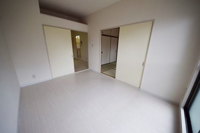 居室・リビング　★６帖の洋室★