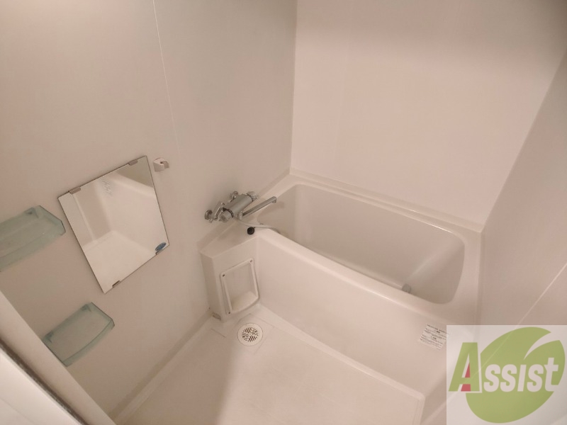 バス・シャワールーム　お風呂です。ゆっくりお風呂につかるのも体に良いですね～