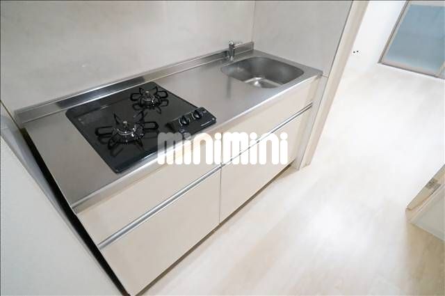 キッチン　システムキッチン。