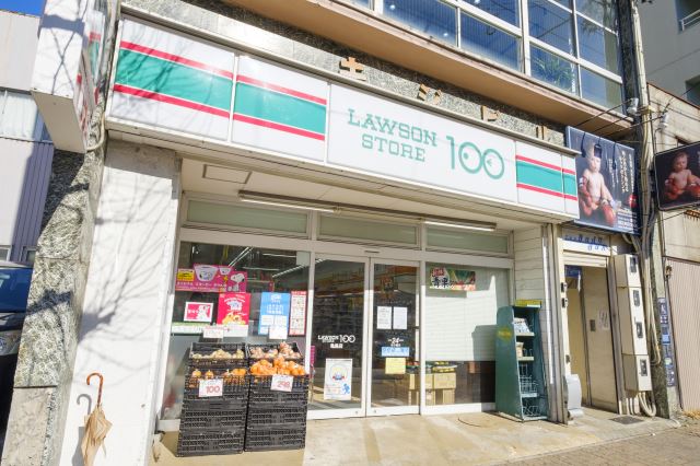 コンビニ　ＬＡＷＳＯＮ　１００（コンビニ）まで210m