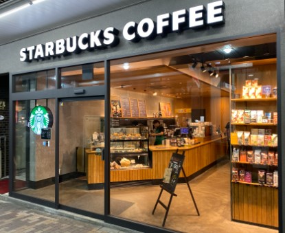飲食店　スターバックスコーヒー 恵比寿ユニオンビル店（飲食店）まで132m