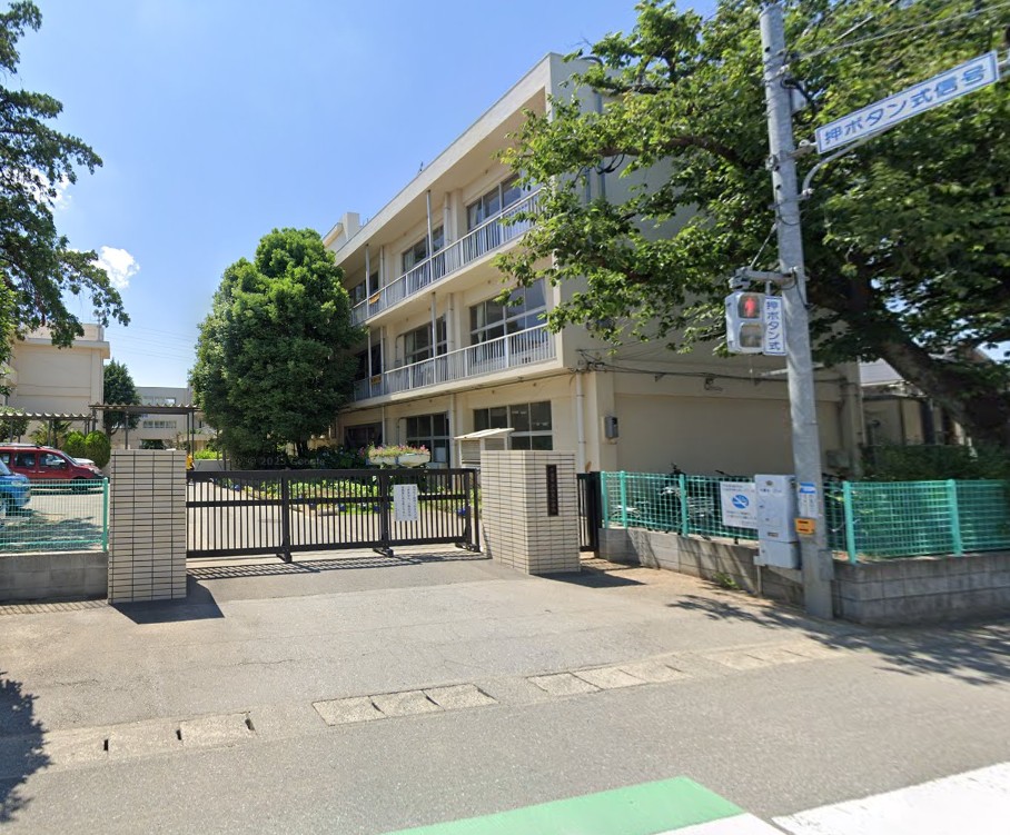 小学校　千葉市立山王小学校（小学校）まで644m