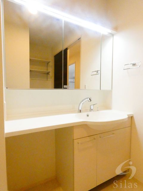 洗面設備　同仕様