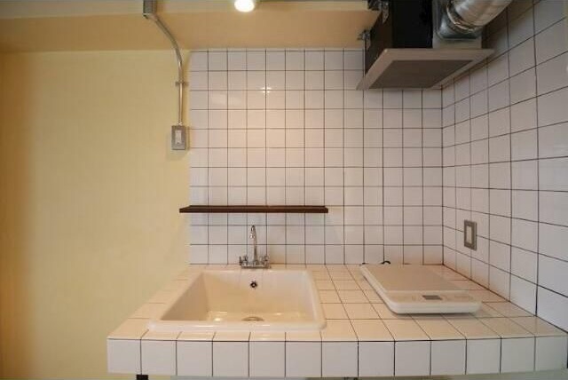 キッチン　コンパクトなキッチンで掃除もラクラク