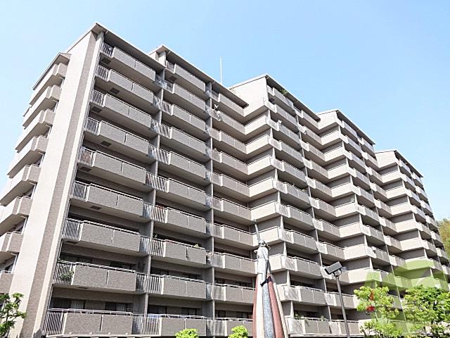 建物外観　豊中市東泉丘「ジオ緑地公園３番館」