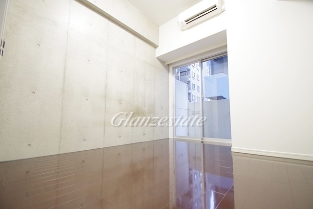 居室・リビング　☆明るいお部屋☆