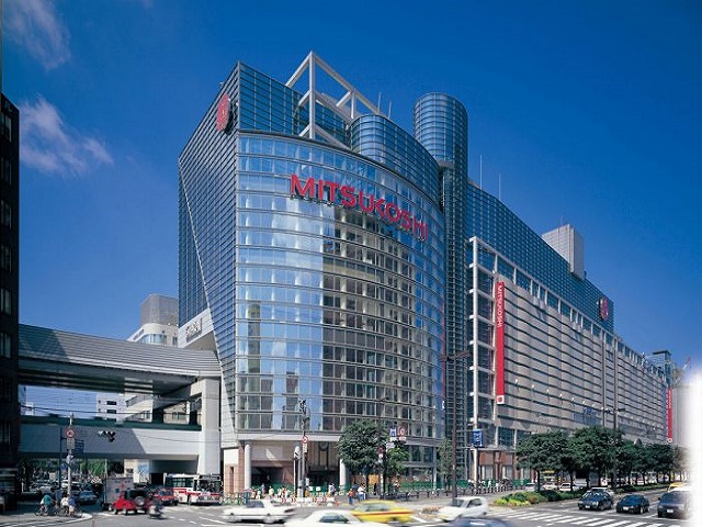 ショッピングセンター　福岡三越（ショッピングセンター）まで374m