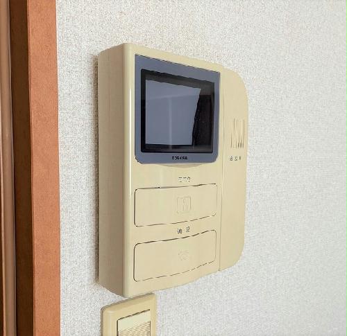 セキュリティ　モニター付きインターホン