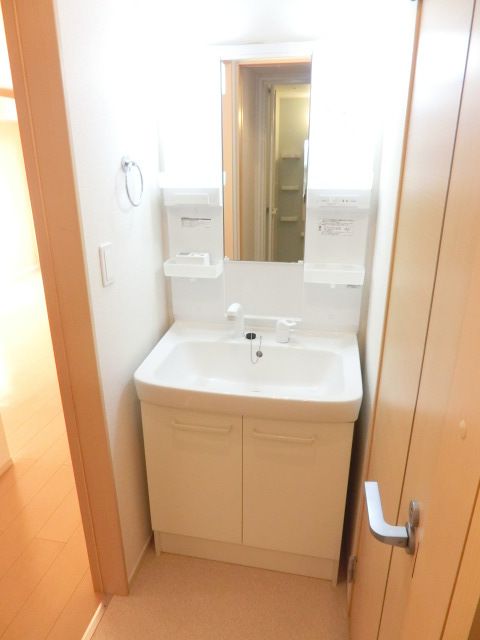 洗面設備　人気のシャンプードレッサー！