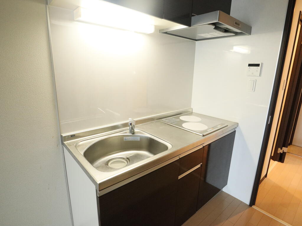 キッチン　システムキッチンIHコンロ