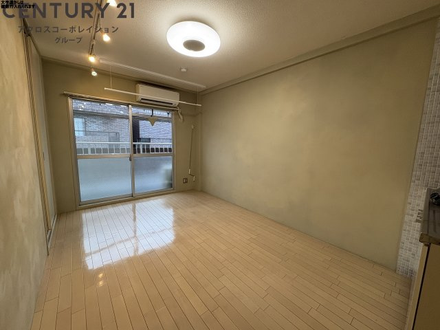 居室・リビング　7帖の洋室です♪