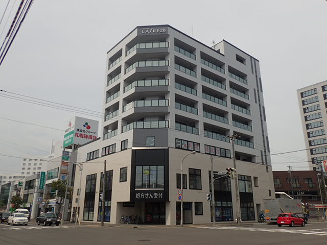 ドラックストア　サツドラ 円山西28丁目店（ドラッグストア）まで293m