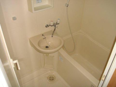 バス・シャワールーム　バス