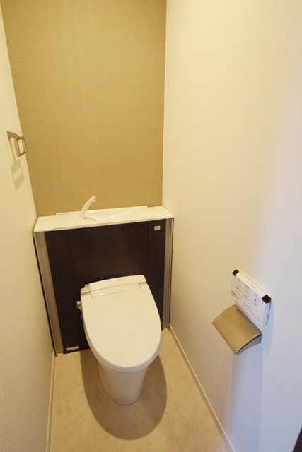 トイレ　～落ち着けるスペースです～