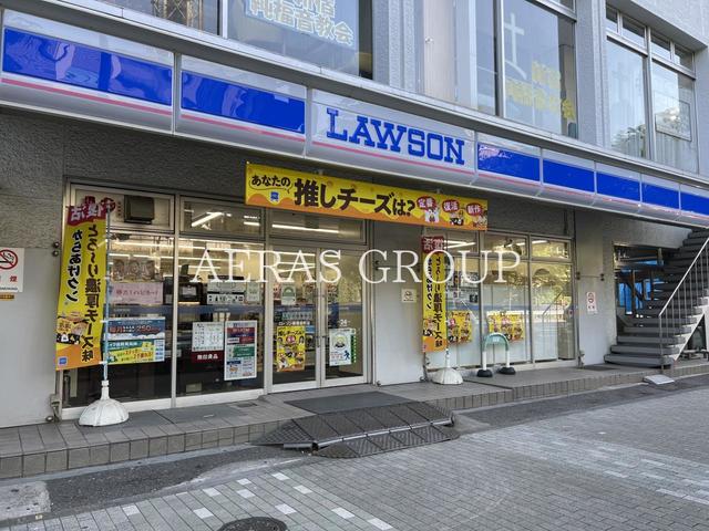 コンビニ　ローソン 新宿坂町店（コンビニ）まで34m