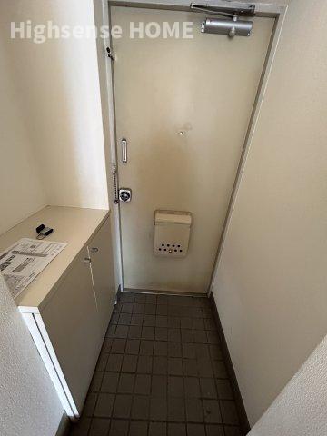 玄関　落ち着いた玄関です