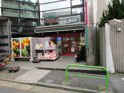 スーパー　まいばすけっと 西麻布店（スーパー）まで319m