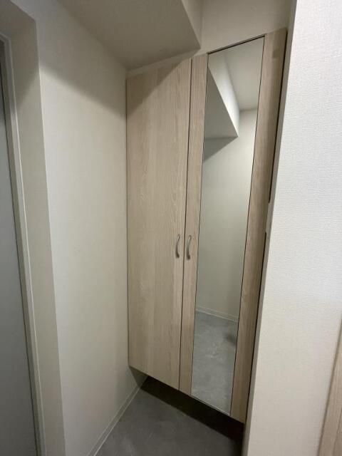 玄関　収納もある玄関です