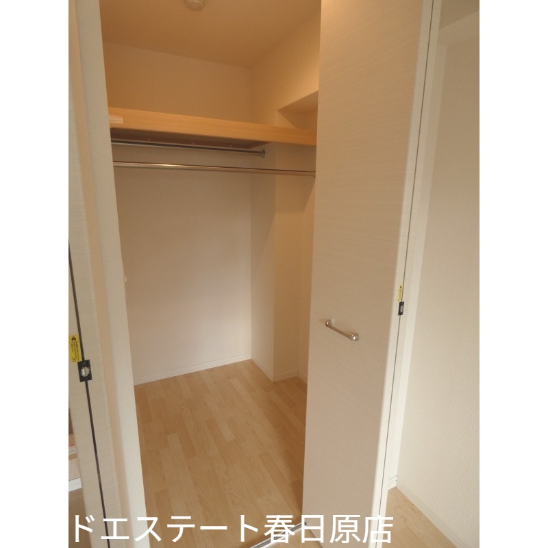 収納　ウォークインクローゼット