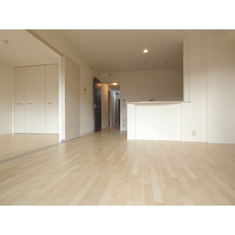 居室・リビング　オールフローリングの２ＬＤＫ