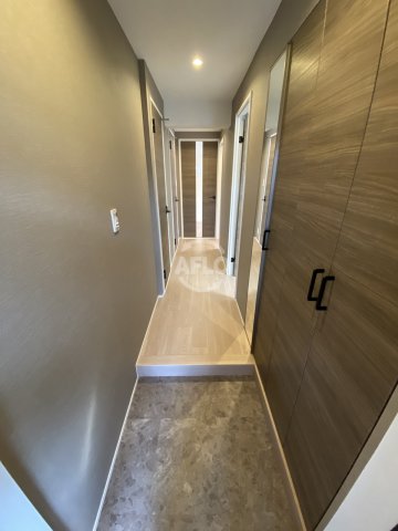 玄関　インプルーブ天満橋　玄関