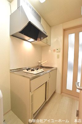 キッチン　☆★　コンパクトなキッチンですが…自炊してみませんか♪　★☆