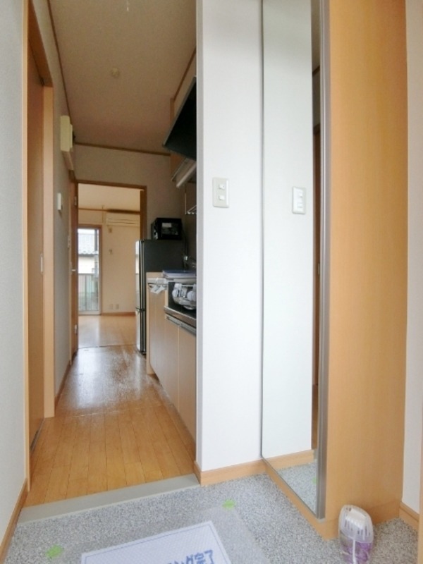 玄関　図面と現状に相違がある場合には現状を優先