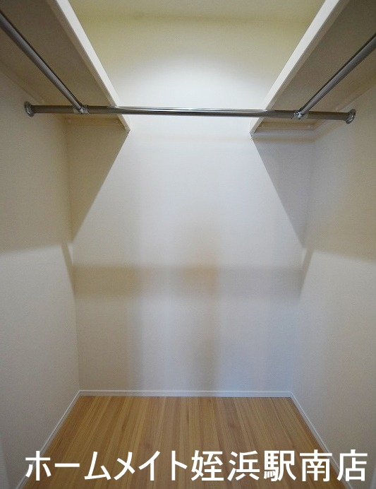 収納　★ウォークインクローゼットです★参考写真