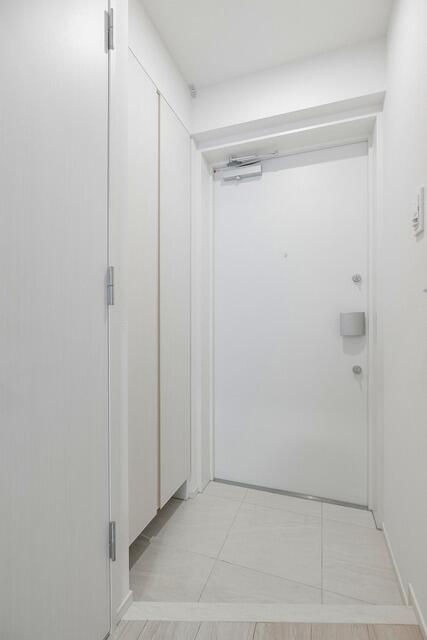 玄関　2025年9月撮影