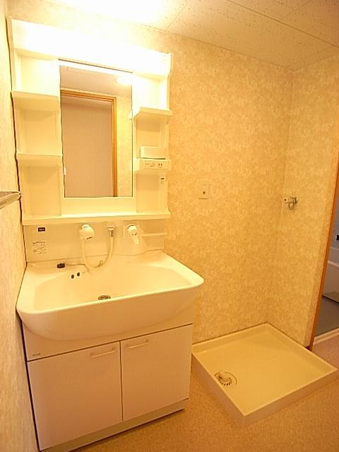 洗面設備　洗髪洗面化粧台