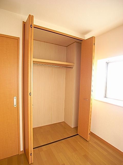 収納　クローゼット