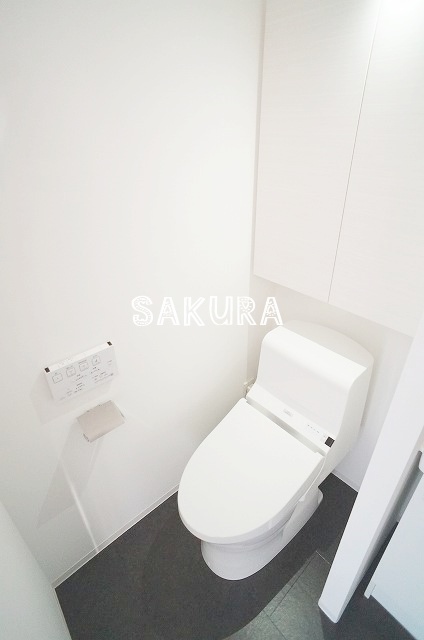 トイレ　嬉しい温水洗浄便座♪