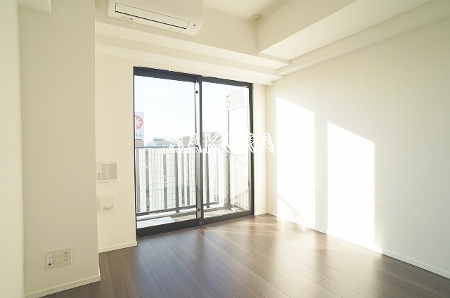 居室・リビング　開放感のあるゆったりとしたお部屋です♪