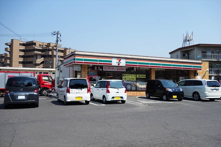 コンビニ　セブンイレブン岡山浜店（コンビニ）まで389m