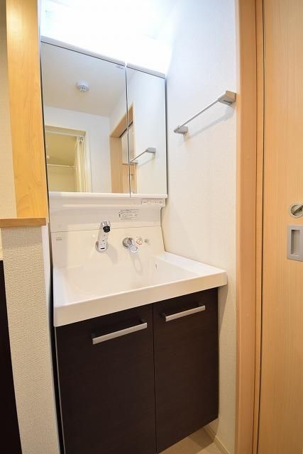 洗面設備　★人気の独立洗面台です★