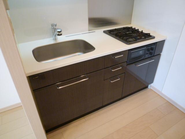 キッチン　２口システムキッチンです。