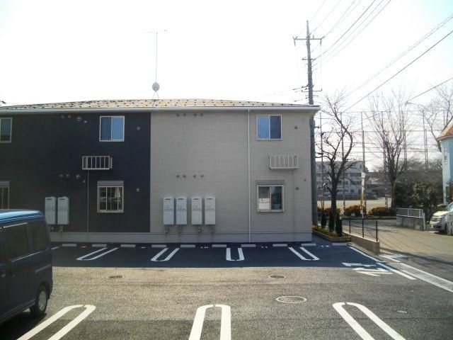 駐車場　車をお持ちの方に嬉しい駐車場付きの物件です